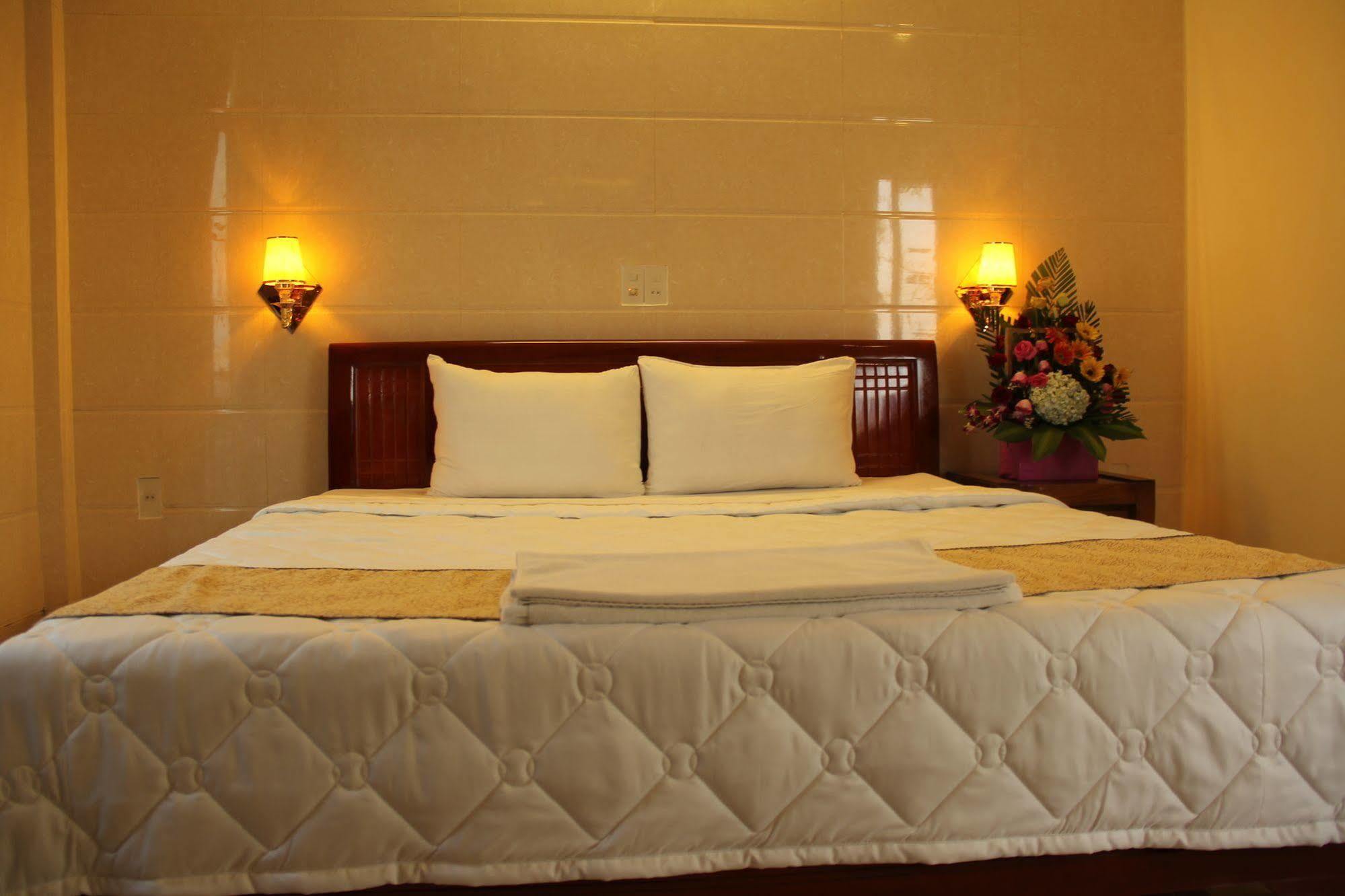 เว้ บูทิก โฮเมสเตย์ Hotel ภายนอก รูปภาพ
